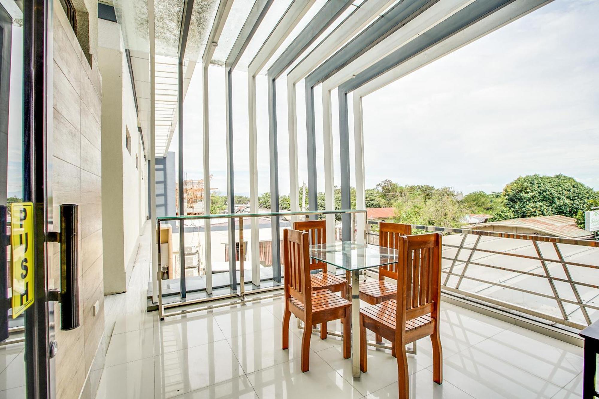 Oyo 489 Casa Mia Hotel Suites General Santos City Exteriér fotografie