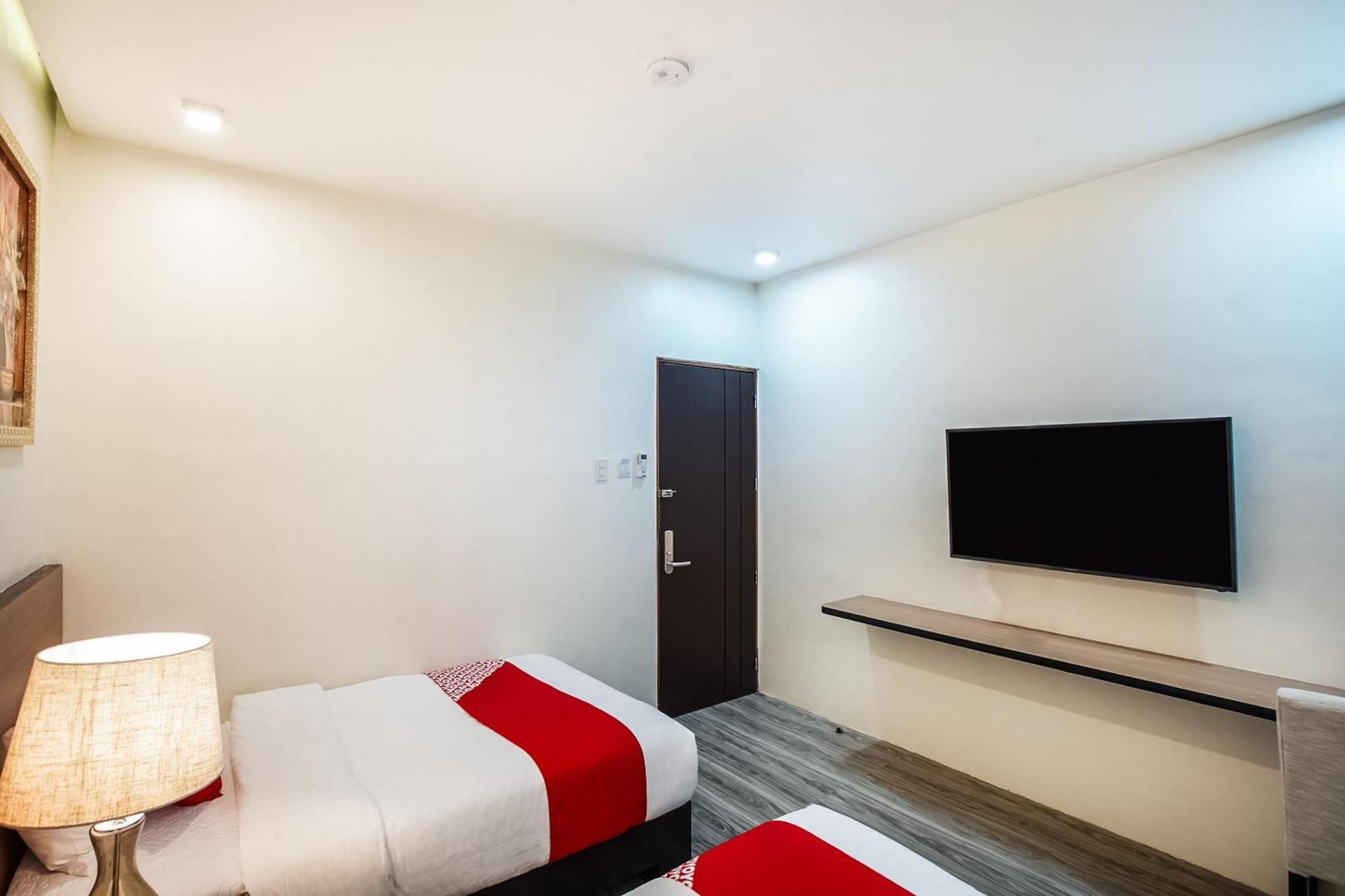 Oyo 489 Casa Mia Hotel Suites General Santos City Exteriér fotografie
